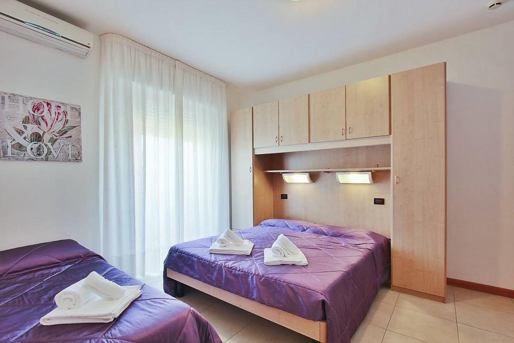 Hotel Carla Lignano Sabbiadoro Exterior photo